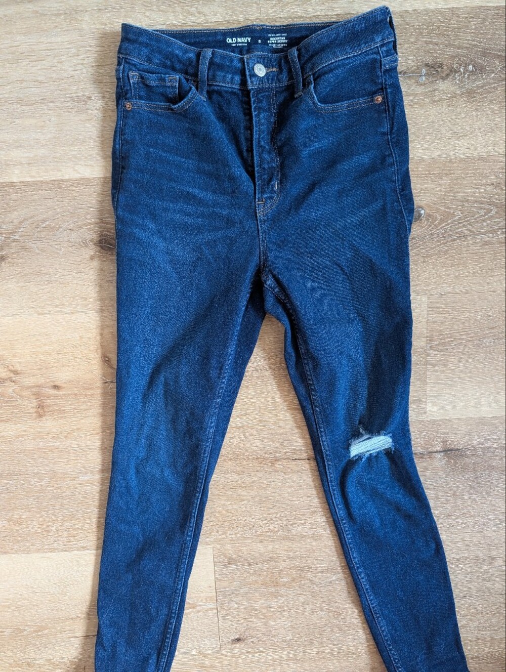 Old Navy Dark Blue Skinny Jeans with Knee Rip